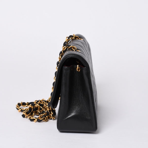 Very good condition CHANEL Diana 22 S flap S chain shoulder bag No. 3 here mark lambskin black gold hardware used 4a001231