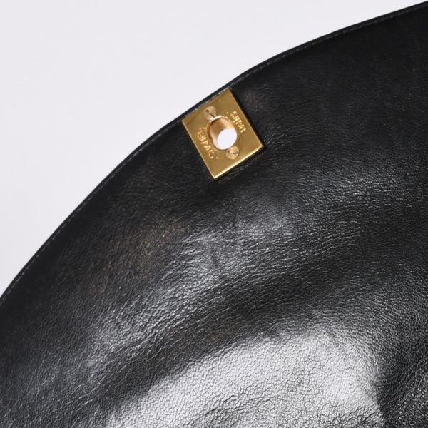 Very good condition CHANEL Diana 22 S flap S chain shoulder bag No. 3 here mark lambskin black gold hardware used 4a001231