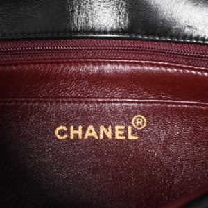 Very good condition CHANEL Diana 22 S flap S chain shoulder bag No. 3 here mark lambskin black gold hardware used 4a001231