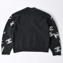 画像をギャラリービューアに読み込む, 極美品 CHANEL シャネル アンサンブル カーディガン ココマーク 22A P72997K10494 カシミア グレー シルバー サイズ34 中古 4b013280