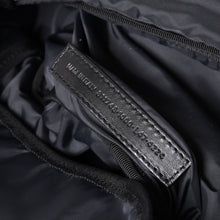 画像をギャラリービューアに読み込む, BALENCIAGA バレンシアガ UNDER ARMOUR アンダーアーマー コラボリュックサック 811748 2ABIM 1000 ブラック ホワイト 美品 中古 4a001215