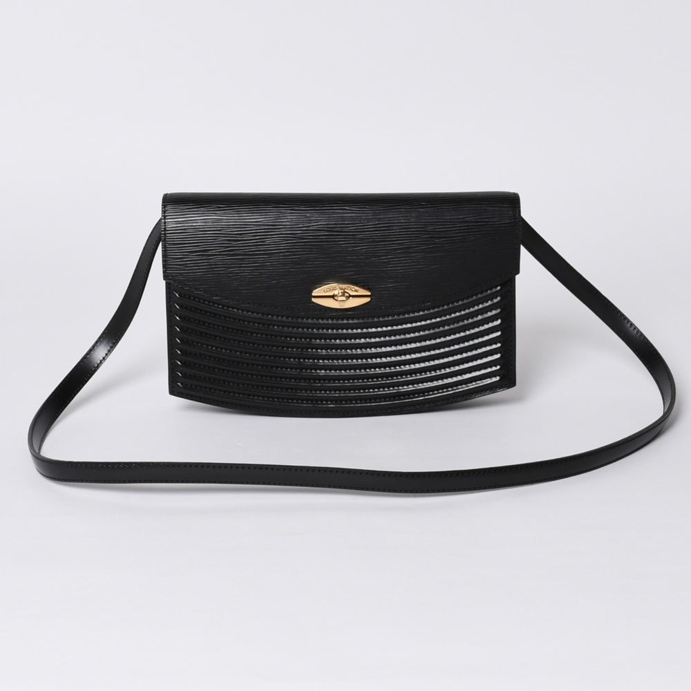 極美品 LOUIS VUITTON ルイヴィトン エピプレブール ショルダーバッグ M52562 エピレザー ブラック ゴールド金具 中古 4a000173