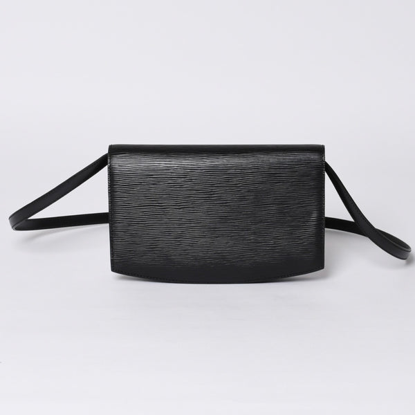 極美品 LOUIS VUITTON ルイヴィトン エピプレブール ショルダーバッグ M52562 エピレザー ブラック ゴールド金具 中古 4a000173