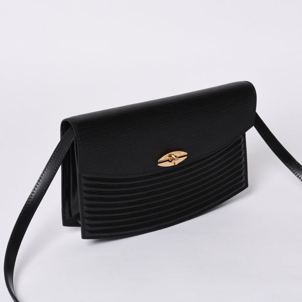極美品 LOUIS VUITTON ルイヴィトン エピプレブール ショルダーバッグ M52562 エピレザー ブラック ゴールド金具 中古 4a000173
