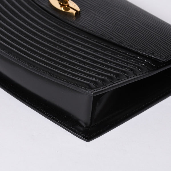 極美品 LOUIS VUITTON ルイヴィトン エピプレブール ショルダーバッグ M52562 エピレザー ブラック ゴールド金具 中古 4a000173