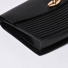 画像をギャラリービューアに読み込む, 極美品 LOUIS VUITTON ルイヴィトン エピプレブール ショルダーバッグ M52562 エピレザー ブラック ゴールド金具 中古 4a000173