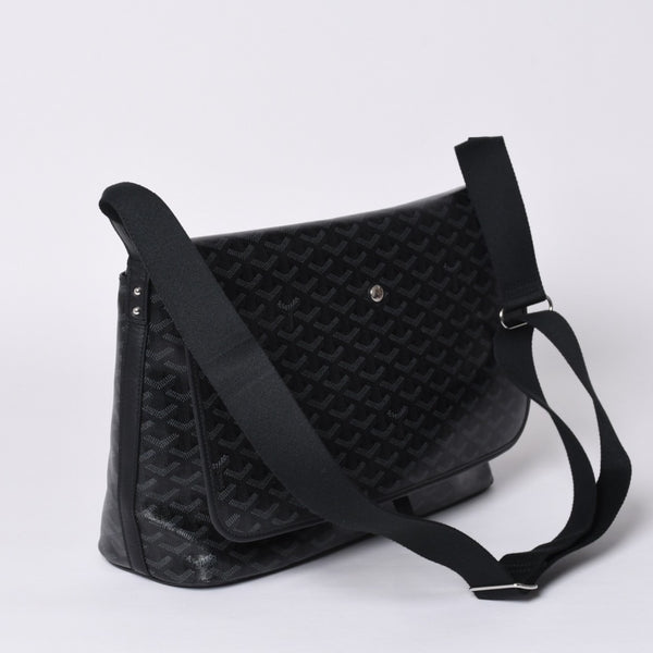 新品同様 GOYARD ゴヤール カペシアン MM メッセンジャー ショルダーバッグ ジェットブラック ソー 限定 中古 4a001221