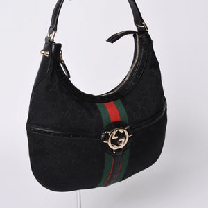 極美品 GUCCI グッチ ショルダーバッグ 114869 ワンショルダー GGキャンバス シェリーライン ブラック 4a001096