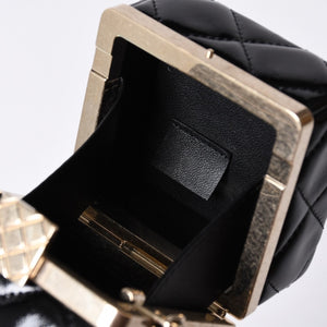 Very Good Condition CHANEL Mini Bag Charm Matelasse Chain Shoulder AP3154 Random Number Quilted Lambskin Gold Hardware Used 4a001232