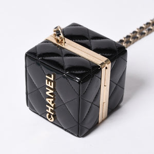 Very Good Condition CHANEL Mini Bag Charm Matelasse Chain Shoulder AP3154 Random Number Quilted Lambskin Gold Hardware Used 4a001232
