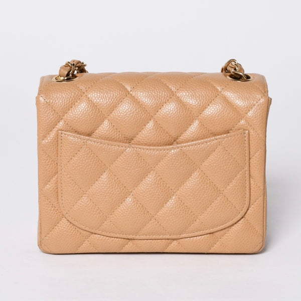 Very Good Condition CHANEL Mini Matelasse Chain Shoulder Bag No. 8 Caviar Skin Gold Hardware Beige Used 4a001544