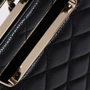 Very Good Condition CHANEL EVENING BAG Evening Bag Chain Shoulder Bag AS3314 Random Number Coco Mark Caviar Skin Used 4a001277