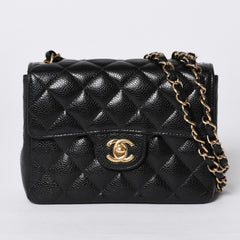 Very Good Condition CHANEL Mini Matelasse Chain Shoulder Bag No. 8 Caviar Skin Gold Hardware Black Used 4a001543