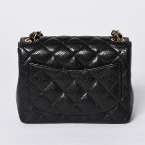 Very Good Condition CHANEL Mini Matelasse Chain Shoulder Bag No. 8 Caviar Skin Gold Hardware Black Used 4a001543