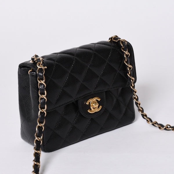 Very Good Condition CHANEL Mini Matelasse Chain Shoulder Bag No. 8 Caviar Skin Gold Hardware Black Used 4a001543