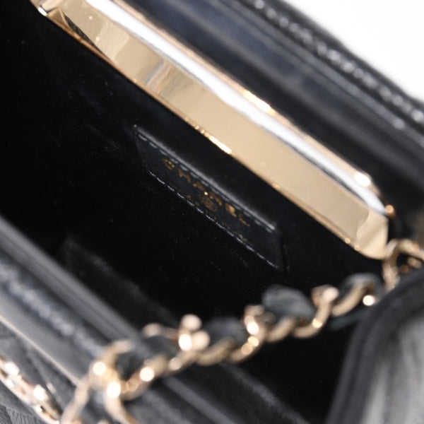 Very Good Condition CHANEL EVENING BAG Evening Bag Chain Shoulder Bag AS3314 Random Number Coco Mark Caviar Skin Used 4a001277