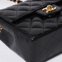 画像をギャラリービューアに読み込む, 極美品 CHANEL シャネル ミニマトラッセ チェーンショルダーバッグ 8番台 キャビアスキン ゴールド金具 ブラック 中古 4a001543