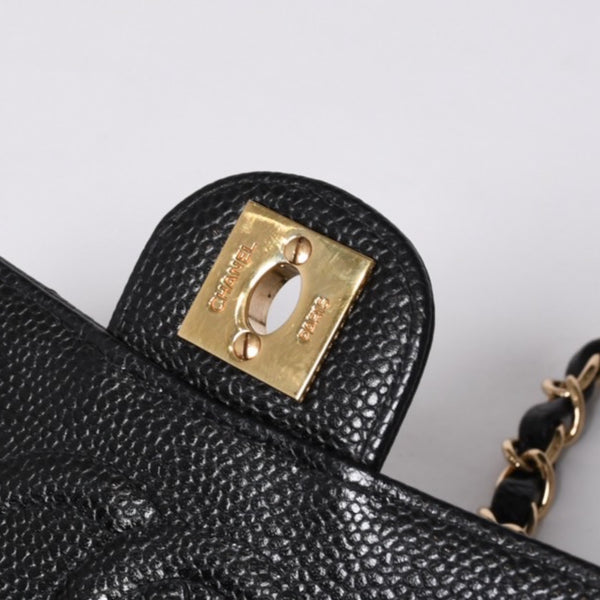 Very Good Condition CHANEL Mini Matelasse Chain Shoulder Bag No. 8 Caviar Skin Gold Hardware Black Used 4a001543