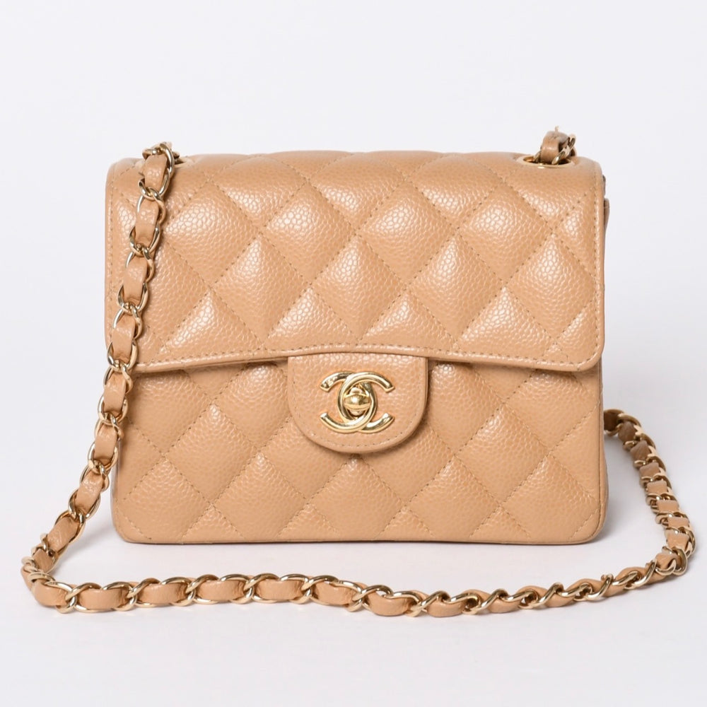 極美品 CHANEL シャネル ミニマトラッセ チェーンショルダーバッグ 8番台 キャビアスキン ゴールド金具 ベージュ 中古 4a001544