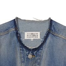 画像をギャラリービューアに読み込む, 極美品 Masion Margiela メゾンマルジェラ ノーカラーデニムジャケット ブルー コットン サイズ50 SI1AM0006 S30561 中古 4a001193
