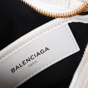 Very Good Condition BALENCIAGA Mini City 2WAY Handbag 453293 White Leather Used 4a001375