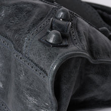 画像をギャラリービューアに読み込む, 新品未使用品 BALENCIAGA バレンシアガ ジャイアントシティ Giant City 204529 カーキ 2WAY Bag レース調 中古 4a001347