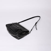 画像をギャラリービューアに読み込む, PRADA プラダ スタッズ ミディアム BT861S ショルダーバッグ レザー ブラック 美品 中古 4a001059
