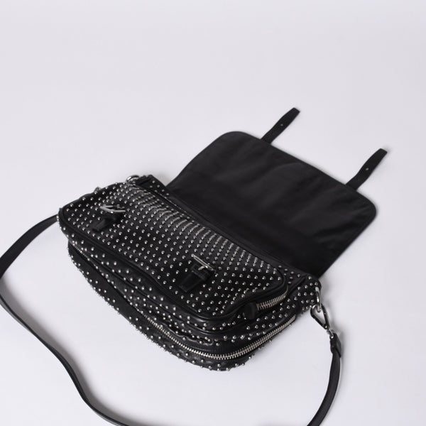 PRADA プラダ スタッズ ミディアム BT861S ショルダーバッグ レザー ブラック 美品 中古 4a001059