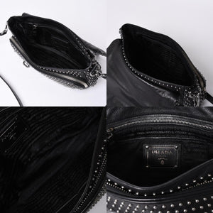 PRADA プラダ スタッズ ミディアム BT861S ショルダーバッグ レザー ブラック 美品 中古 4a001059