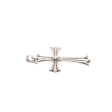 画像をギャラリービューアに読み込む, CHROME HEARTS クロムハーツ ラージクロス ベイル ネックレス 重量約44.8 STERLING刻印 スターリング シルバー 美品 中古 4a001483