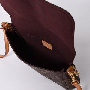 Very Good Condition LOUIS VUITTON Monogram Favorite MM Shoulder Bag M40718 Brown Gold Hardware Used 4a001281