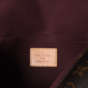 Very Good Condition LOUIS VUITTON Monogram Favorite MM Shoulder Bag M40718 Brown Gold Hardware Used 4a001281