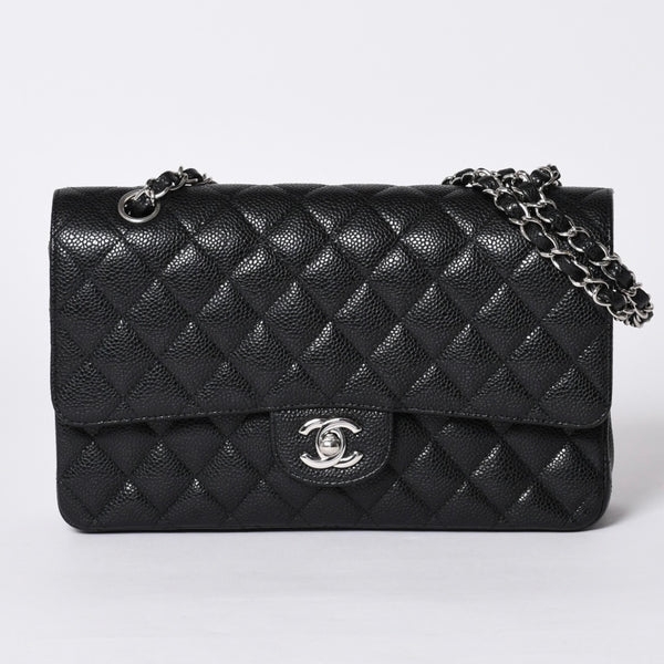 極美品 CHANEL シャネル マトラッセ25 Wフラップ Wチェーンショルダーバッグ 14番台 キャビアスキン シルバー金具 中古 4a001340