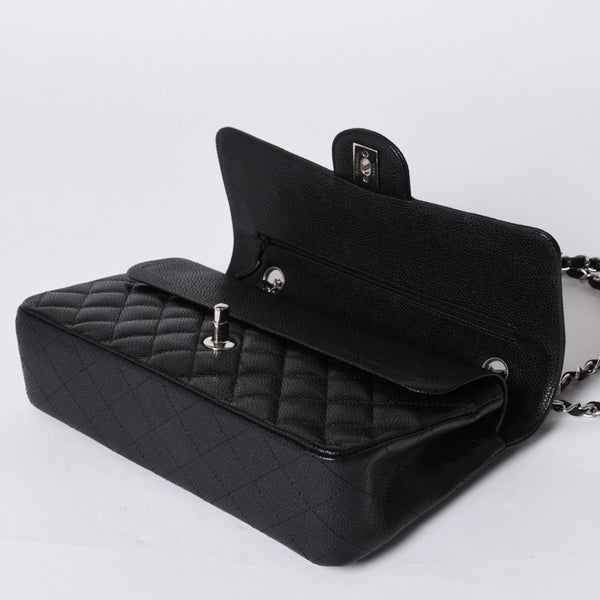 極美品 CHANEL シャネル マトラッセ25 Wフラップ Wチェーンショルダーバッグ 14番台 キャビアスキン シルバー金具 中古 4a001340