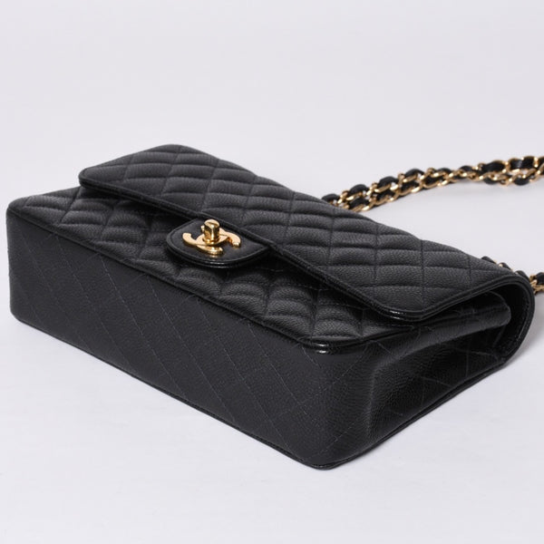 Very Good Condition CHANEL Matelasse 25 W Flap W Chain Shoulder Bag No. 10 Caviar Skin Gold Hardware Used 4a001339