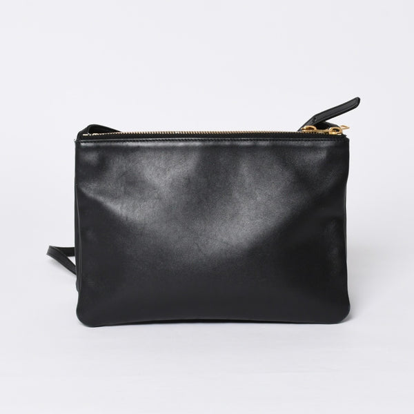 CELINE セリーヌ トリオ ラージ ショルダーバッグ ラムスキン レザー ブラック ゴールド金具 171453 美品 中古 4a000859