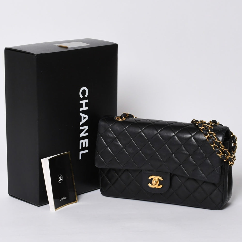 極美品 CHANEL シャネル マトラッセ25 Wフラップ Wチェーンショルダーバッグ 4番台 ココマーク ラムスキン ブラック中古 4a001342