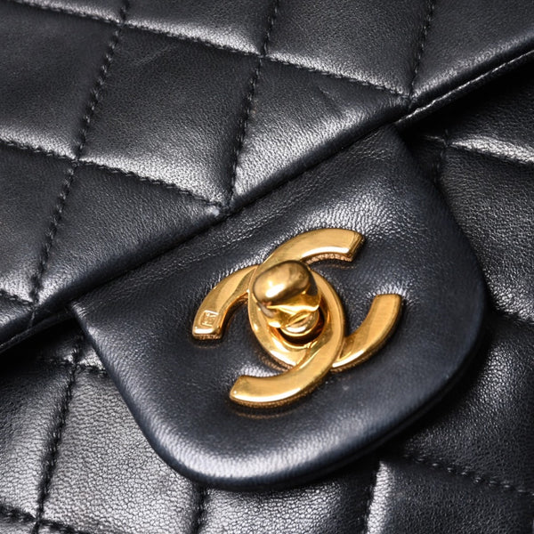極美品 CHANEL シャネル マトラッセ25 Wフラップ Wチェーンショルダーバッグ 4番台 ココマーク ラムスキン ブラック中古 4a001342