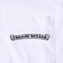 画像をギャラリービューアに読み込む, 新品未使用品 CHROME HEARTS クロムハーツ 半袖Tシャツ バックスクロールロゴプリント サイズL ホワイト 中古 4a001381