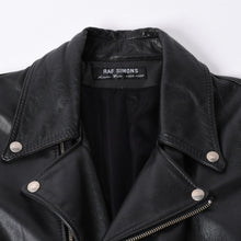 画像をギャラリービューアに読み込む, 極美品 RAF SIMONS ラフシモンズ 98-99AW レザーライダースコート 超希少品 ブラック サイズ50 中古 4a001383