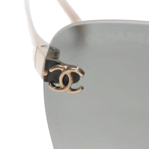 極美品 CHANEL シャネル リムレス サングラス ココマーク グレー チタン製 ケース付き キャッツアイ型レンズ 美品 中古 4a001385