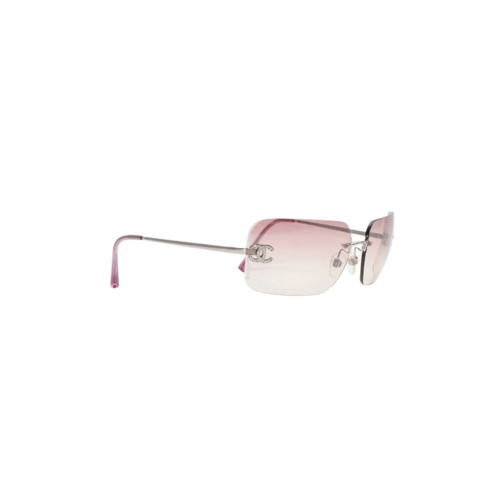 CHANEL rimless sunglasses with Coco Mark rhinestones and pink lenses, model number 4017-D 62◻17 120 Excellent condition Used 4a001384