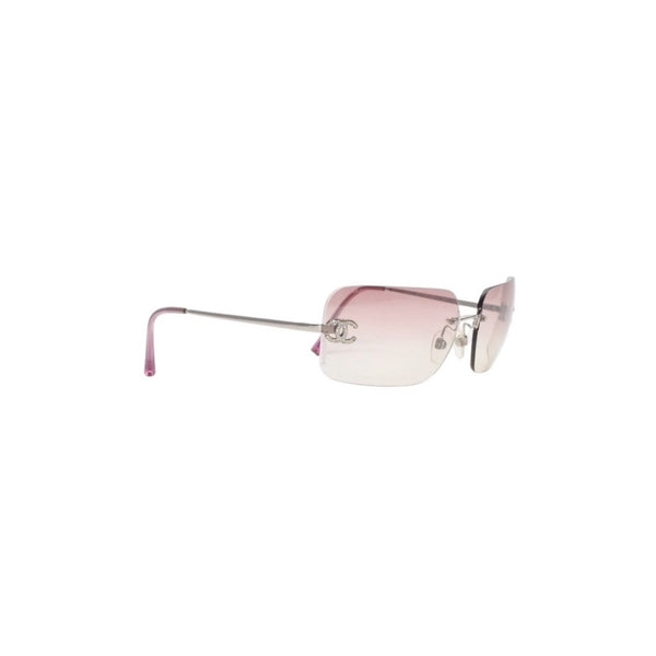 CHANEL rimless sunglasses with Coco Mark rhinestones and pink lenses, model number 4017-D 62◻17 120 Excellent condition Used 4a001384