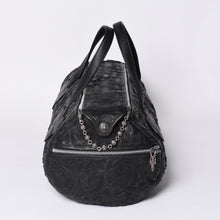画像をギャラリービューアに読み込む, 極美品 CHROME HEARTS クロムハーツ DUFFLE SML ボストンバッグ スモール セメタリークロス ブラックパッチ クロスボールチェーン 中古 4a001394