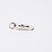 画像をギャラリービューアに読み込む, CHROME HEARTS クロムハーツ D TAG SML CO CRS カットアウトクロス ドッグタグ スモール ペンダントトップ 重量約10.0g 美品 中古 4a001400