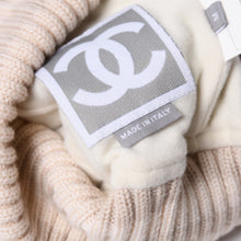 画像をギャラリービューアに読み込む, CHANEL シャネル スポーツライン ココマーク ニット帽 ジェニー愛用 ライトブルー系 サイズM 美品 中古 4a001350