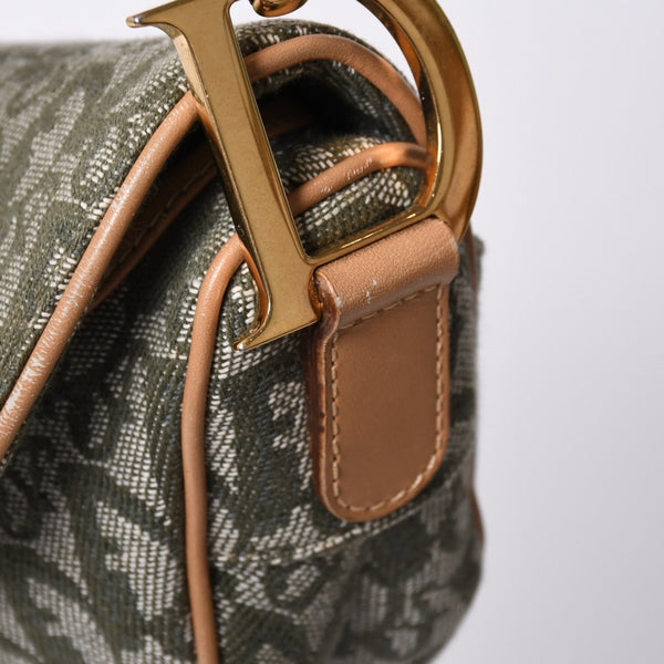 Very Good Condition Christian Dior Galliano Period Trotter Saddle Bag Khaki Gold Hardware Logo Used 4a001242