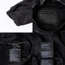 画像をギャラリービューアに読み込む, 極美品 PRADA プラダ レザージャケット コートリバーシブル APE1 2024 555 ラム革 ナイロン ブラック シルバー金具 サイズ48 中古 4a001046