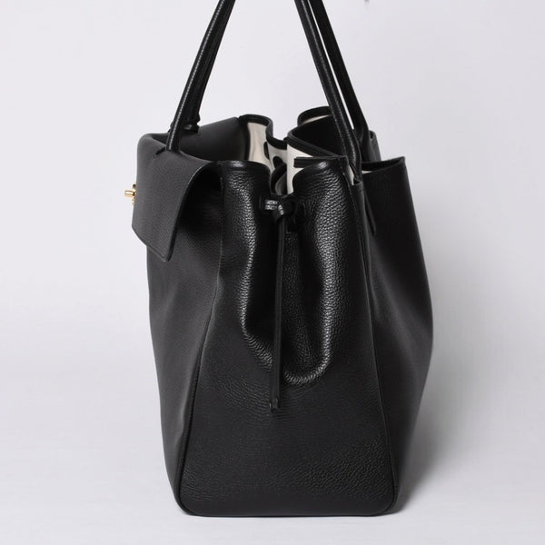 Like new CHANEL 26SS Large Shopping Bag Tote Bag AS6289 Random Number Coco Mark Calfskin Black Used 4a001414