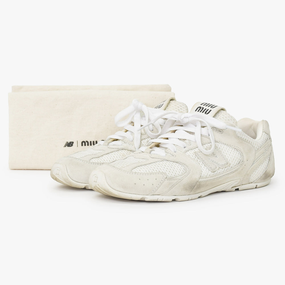 MIU MIU ミュウミュウ × NEW BALANCE ニューバランス スウェード メッシュ 5E165E ベージュ ホワイト 美品 中古 4a001416